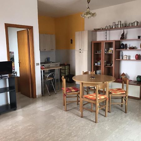 90Ss Apartament Apartment Reggio di Calabria Exterior foto