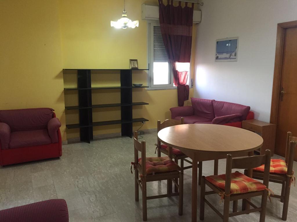 90Ss Apartament Apartment Reggio di Calabria Exterior foto